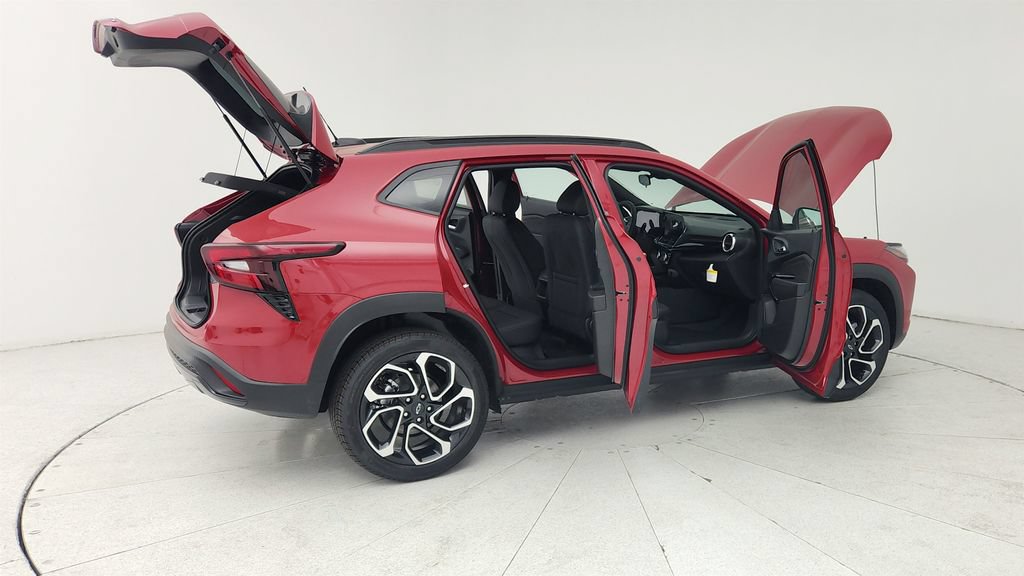 New 2026 Chevrolet Trax RS w/ Sunroof Package FWD image 12