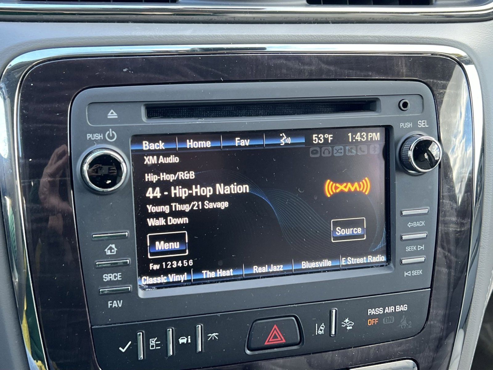 Used 2017 Buick Enclave Leather image 19