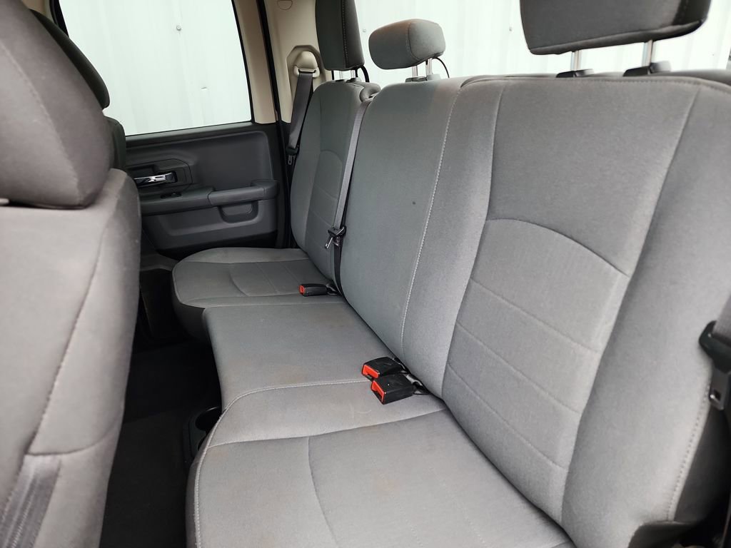 Used 2024 RAM 1500 Classic SLT image 39