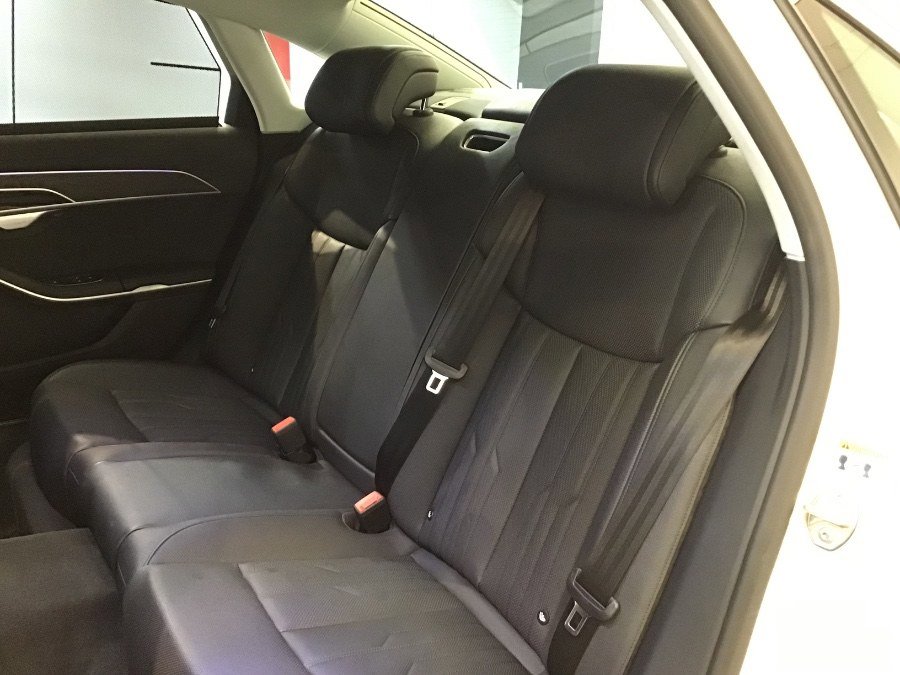 Used 2023 Audi A8 L 3.0T image 16