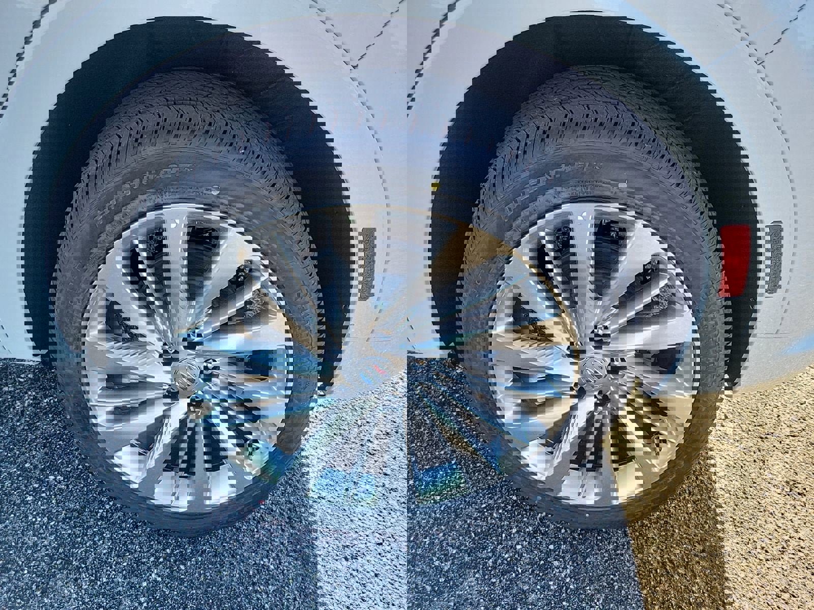 New 2026 Buick Envision Avenir image 8