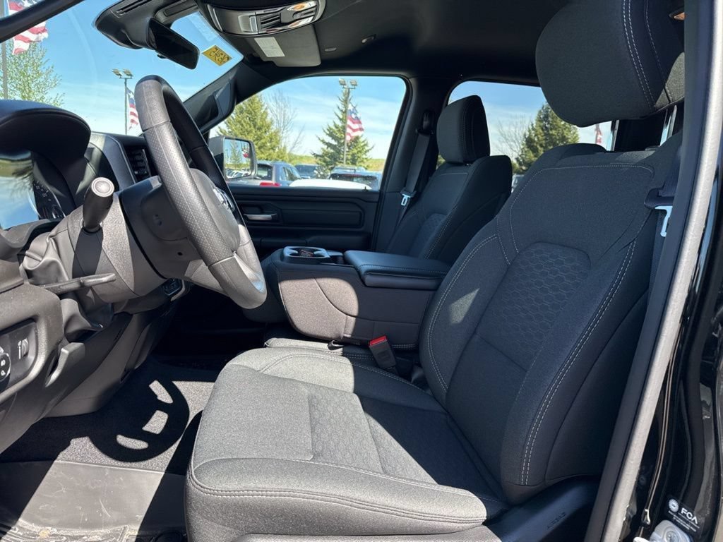 Used 2026 RAM 1500 Warlock AWD/4WD image 13