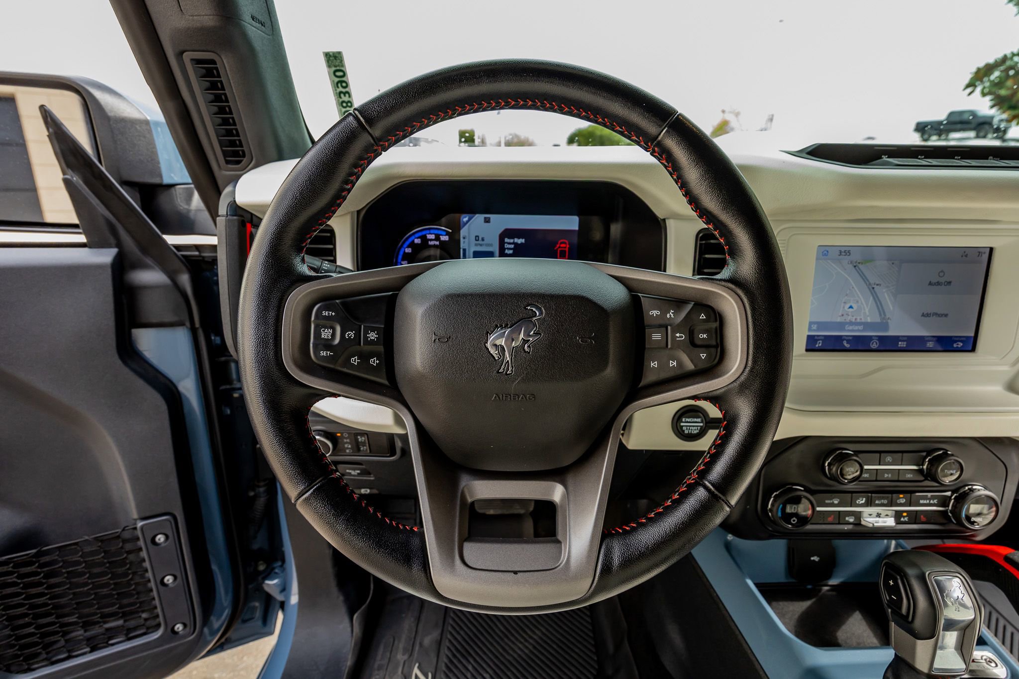 Used 2023 Ford Bronco Heritage Edition AWD/4WD image 18