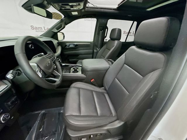 Used 2025 Chevrolet Tahoe Z71 w/ Comfort Package AWD/4WD image 24