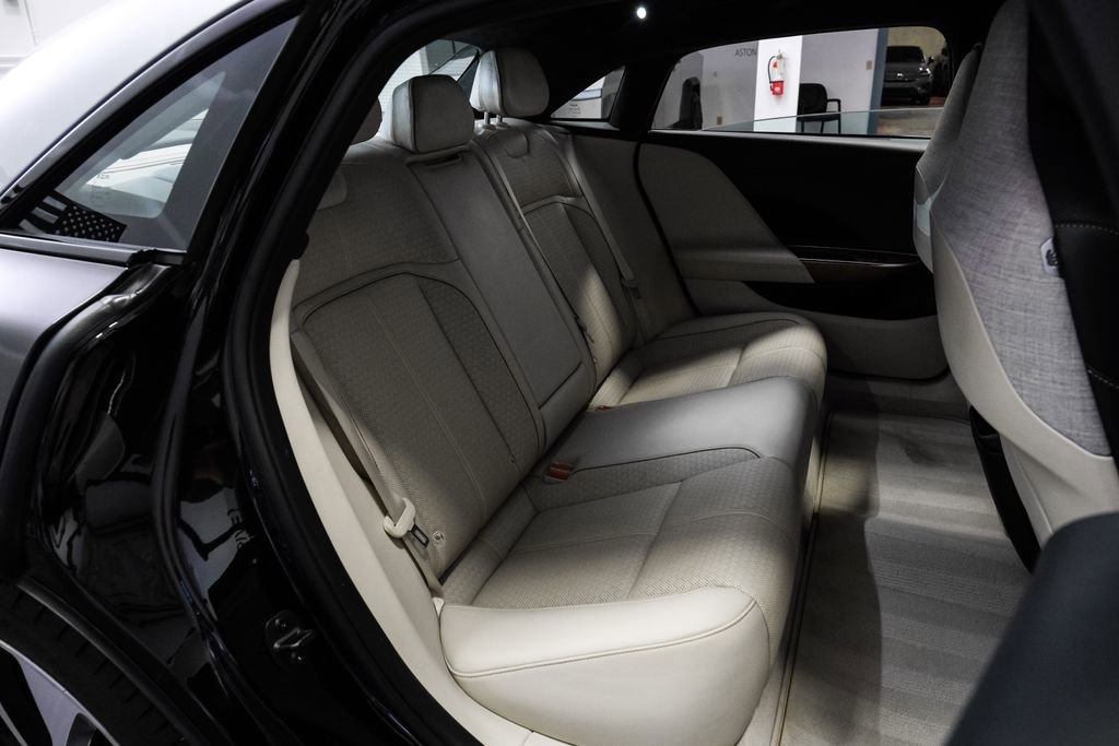 Used 2022 Lucid Air Grand Touring image 38