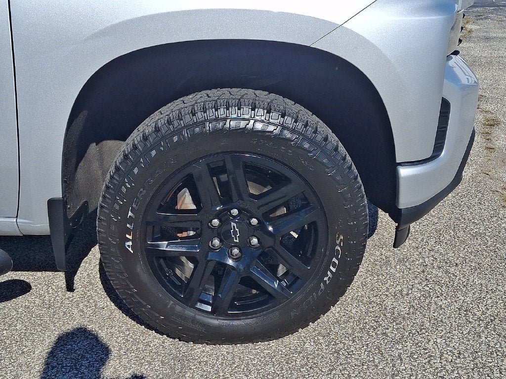 Certified 2020 Chevrolet Silverado 1500 Custom w/ Rally Edition AWD/4WD image 9