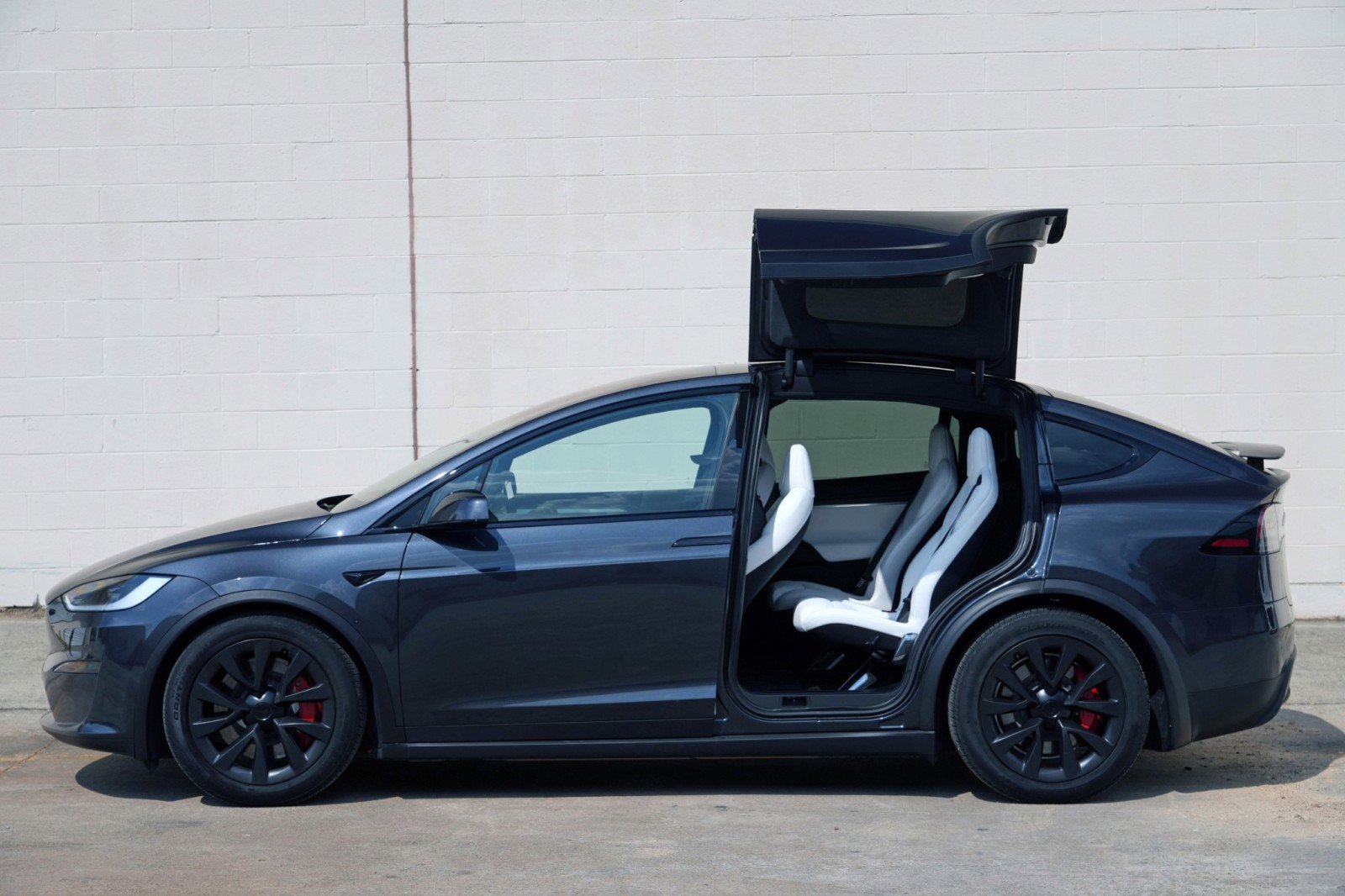 Used 2025 Tesla Model X Plaid AWD/4WD image 53