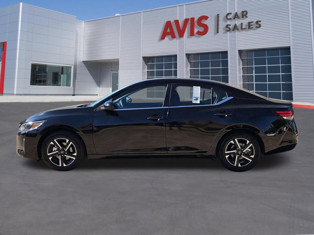 Used 2025 Nissan Sentra SV FWD image 10