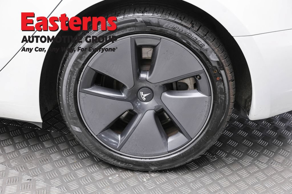 Used 2023 Tesla Model 3 Standard Range RWD image 8