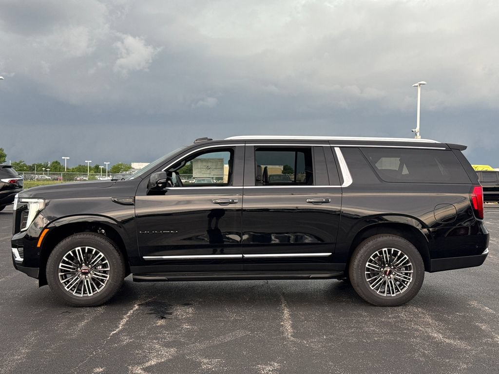 New 2026 GMC Yukon XL Elevation w/ Elevation Premium Package AWD/4WD image 11
