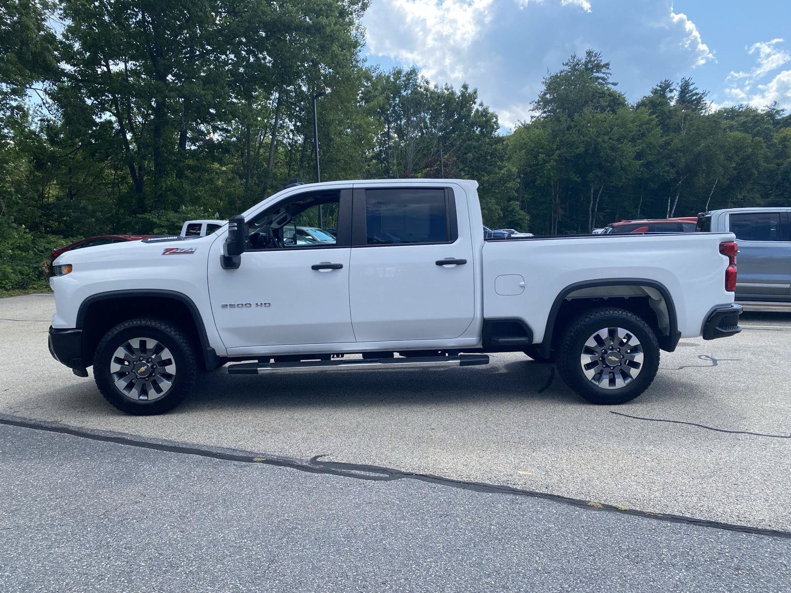 Certified 2024 Chevrolet Silverado 2500 Custom w/ Custom Value Package AWD/4WD image 4