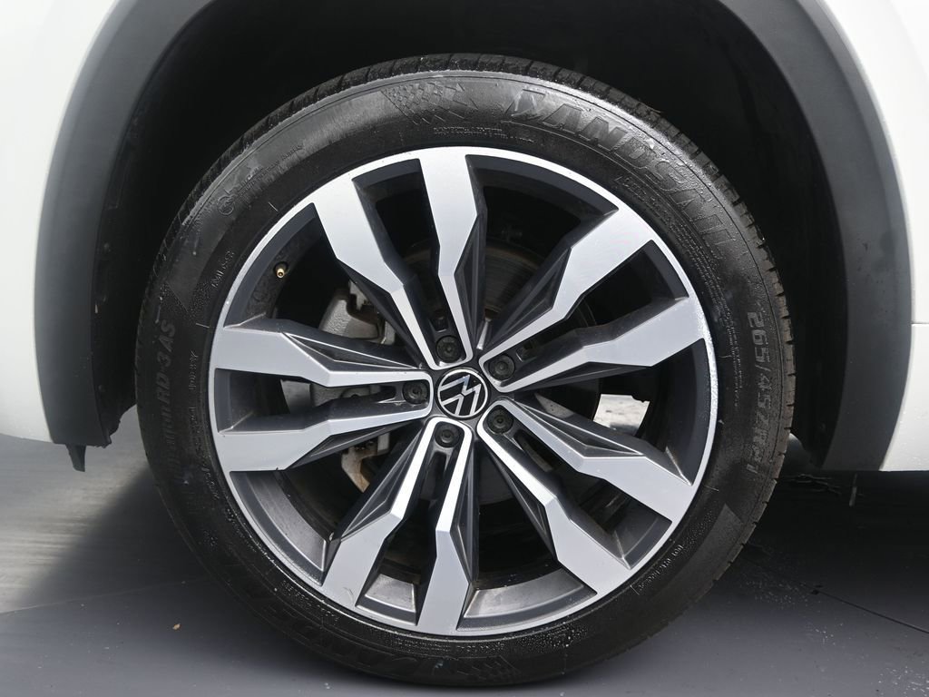 Used 2021 Volkswagen Atlas SEL R-Line image 10