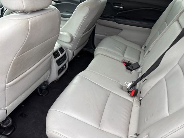 Used 2016 Honda Pilot Touring image 29