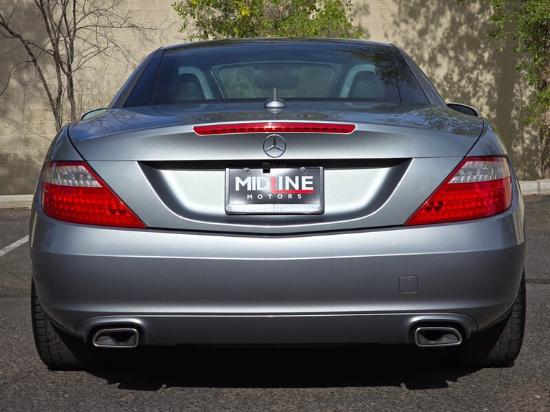 Used 2012 Mercedes-Benz SLK 350 image 9