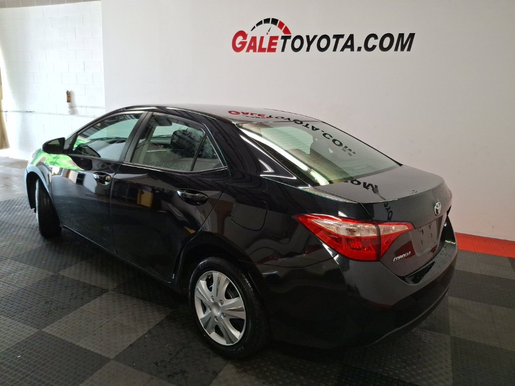 Used 2018 Toyota Corolla LE FWD image 10