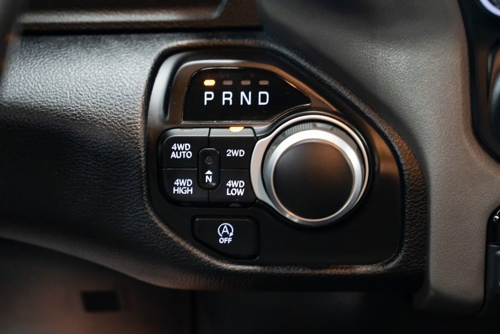 Used 2022 RAM 1500 Big Horn AWD/4WD image 14