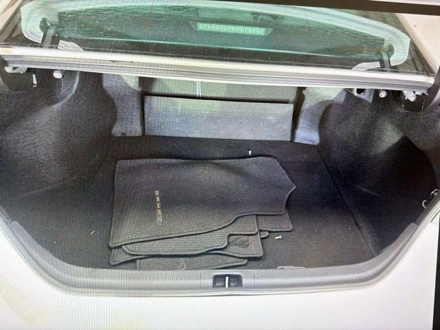 Used 2018 Toyota Camry SE FWD image 7
