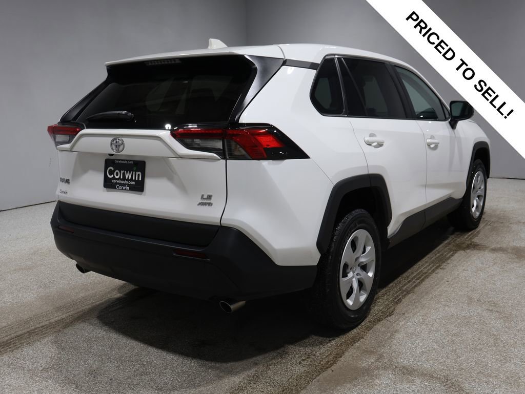 Used 2024 Toyota RAV4 LE image 2