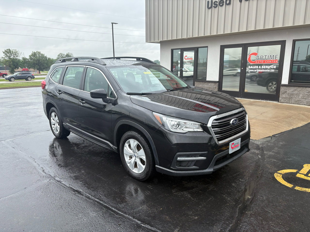 Used 2021 Subaru Ascent 8-Passenger image 2