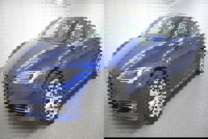 Used 2020 Tesla Model S Long Range image 3