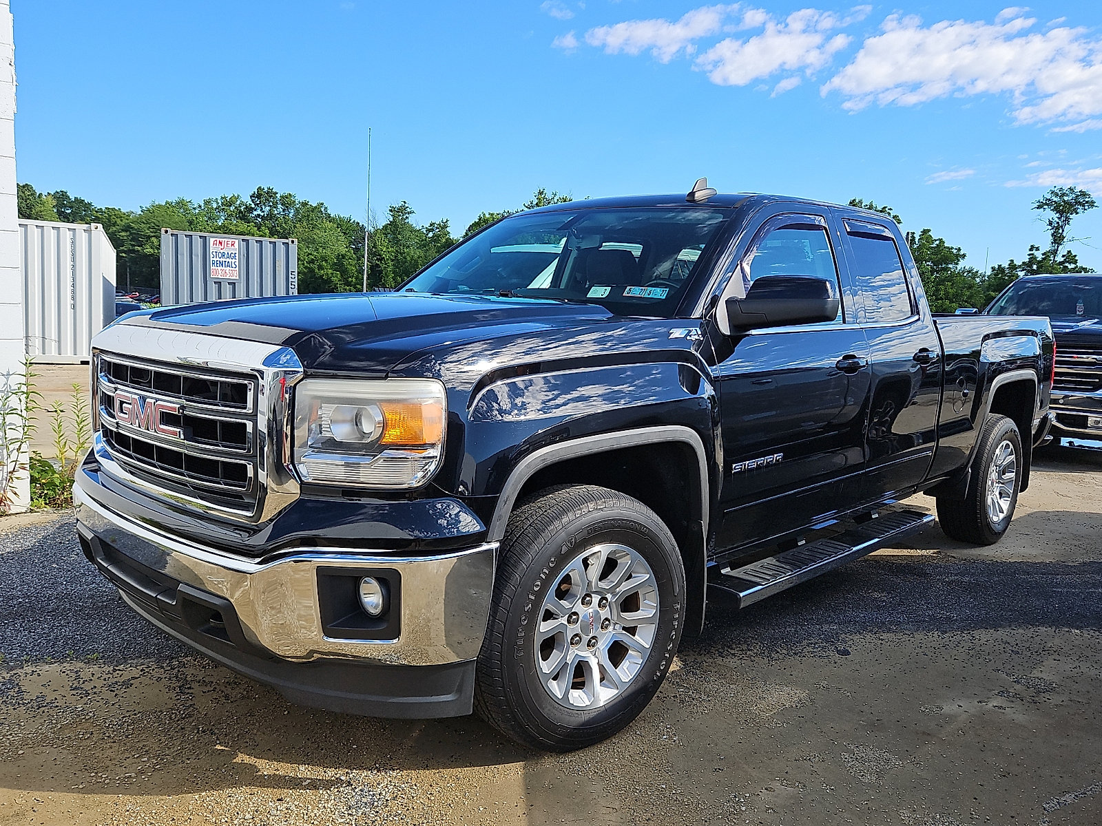 Used 2015 GMC Sierra 1500 SLE w/ SLE Value Package AWD/4WD image 3