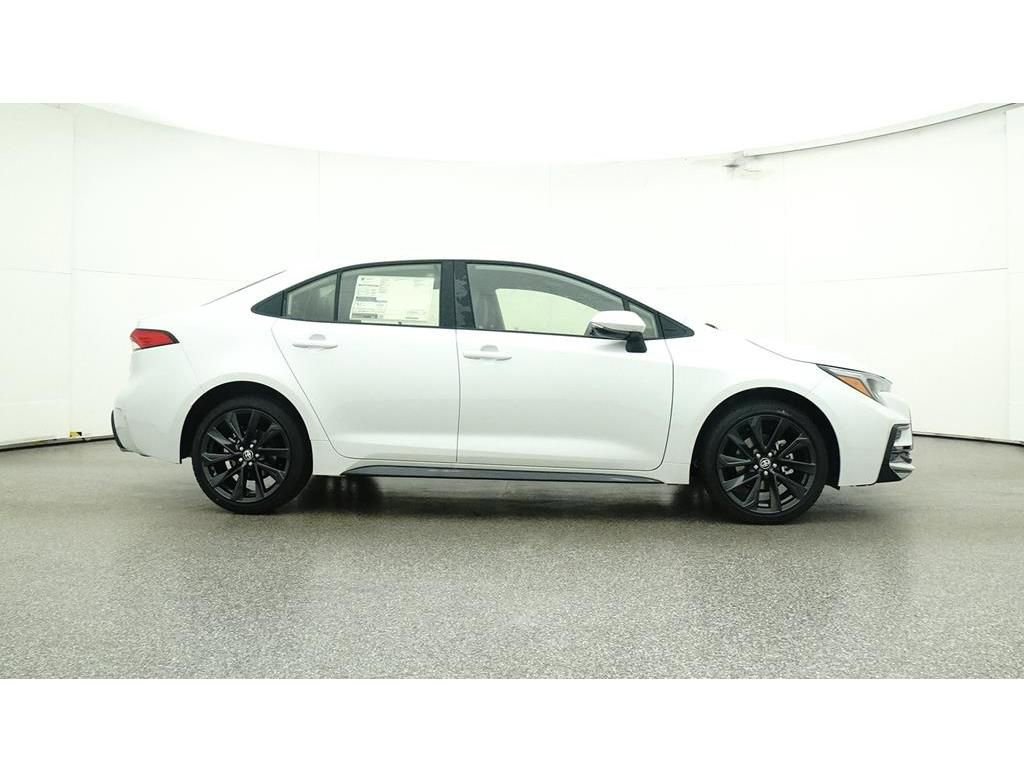 Used 2024 Toyota Corolla SE image 28