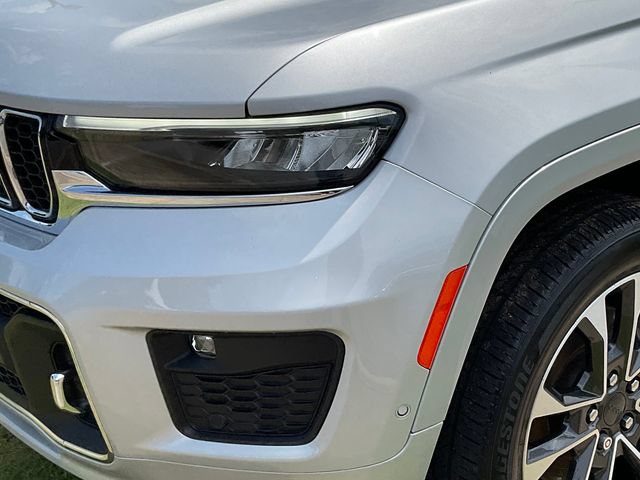 Used 2023 Jeep Grand Cherokee L Overland RWD image 10