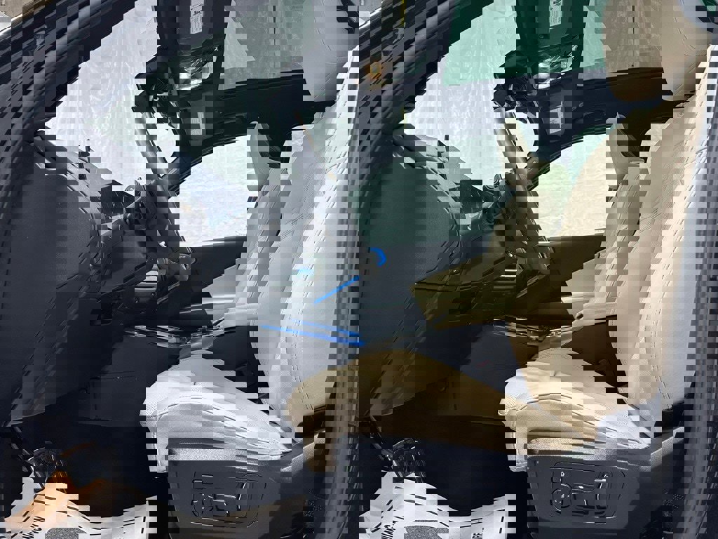 Used 2025 BMW X3 xDrive30i w/ M Sport Package image 14