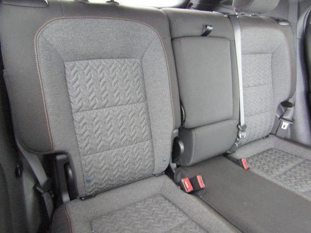 Used 2023 Chevrolet Equinox LT w/ Driver Convenience Package image 9