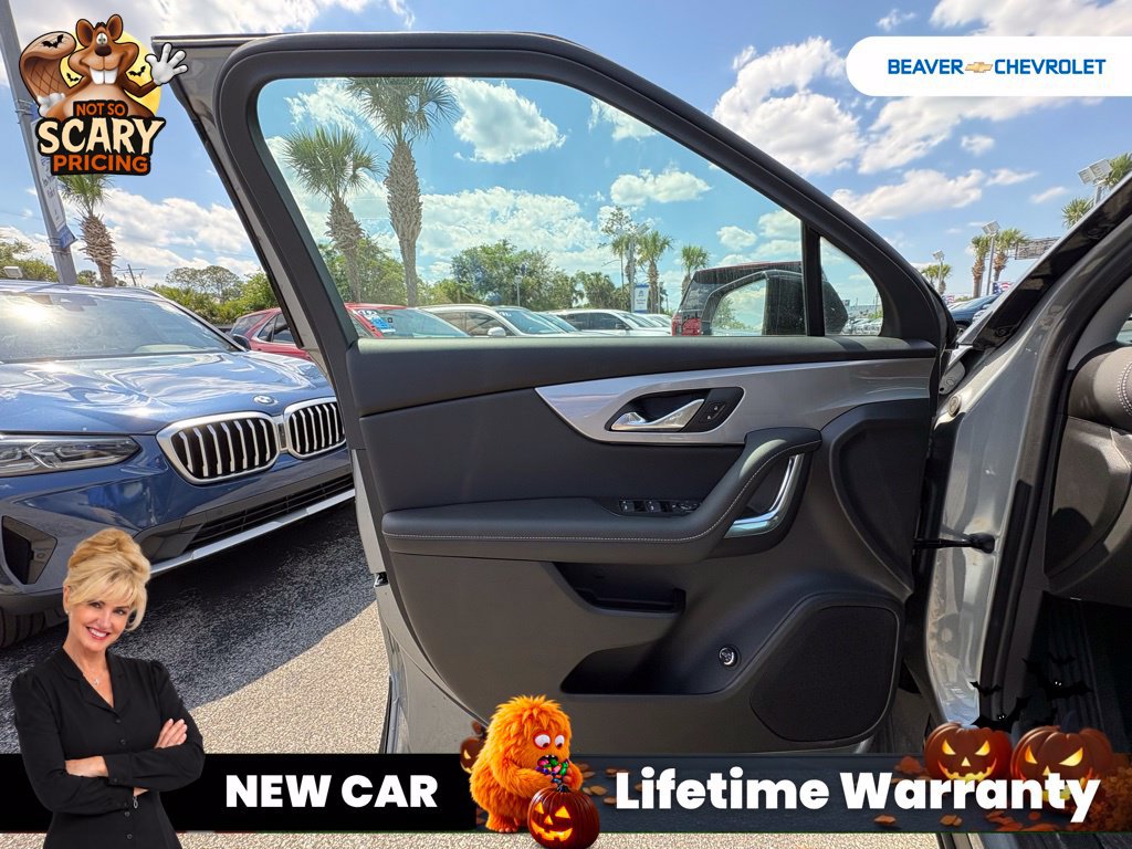 New 2025 Chevrolet Blazer LT w/ Midnight/Sport Edition AWD/4WD image 29