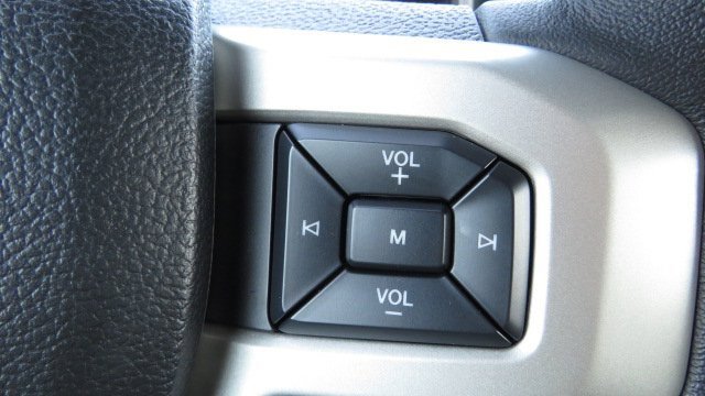 Certified 2020 Ford F250 Lariat w/ Lariat Value Package image 22