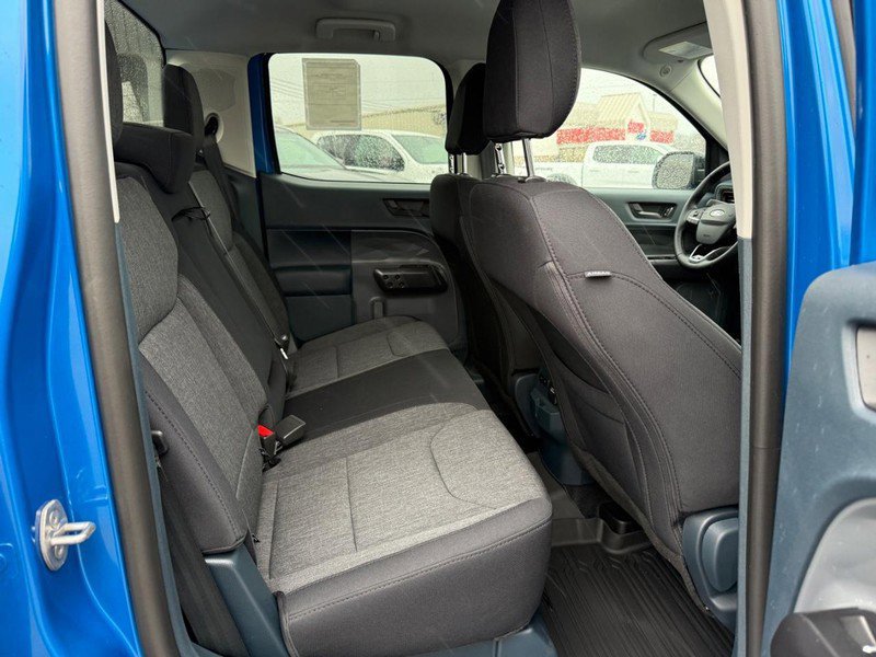 New 2025 Ford Maverick XLT w/ XLT Luxury Package image 6