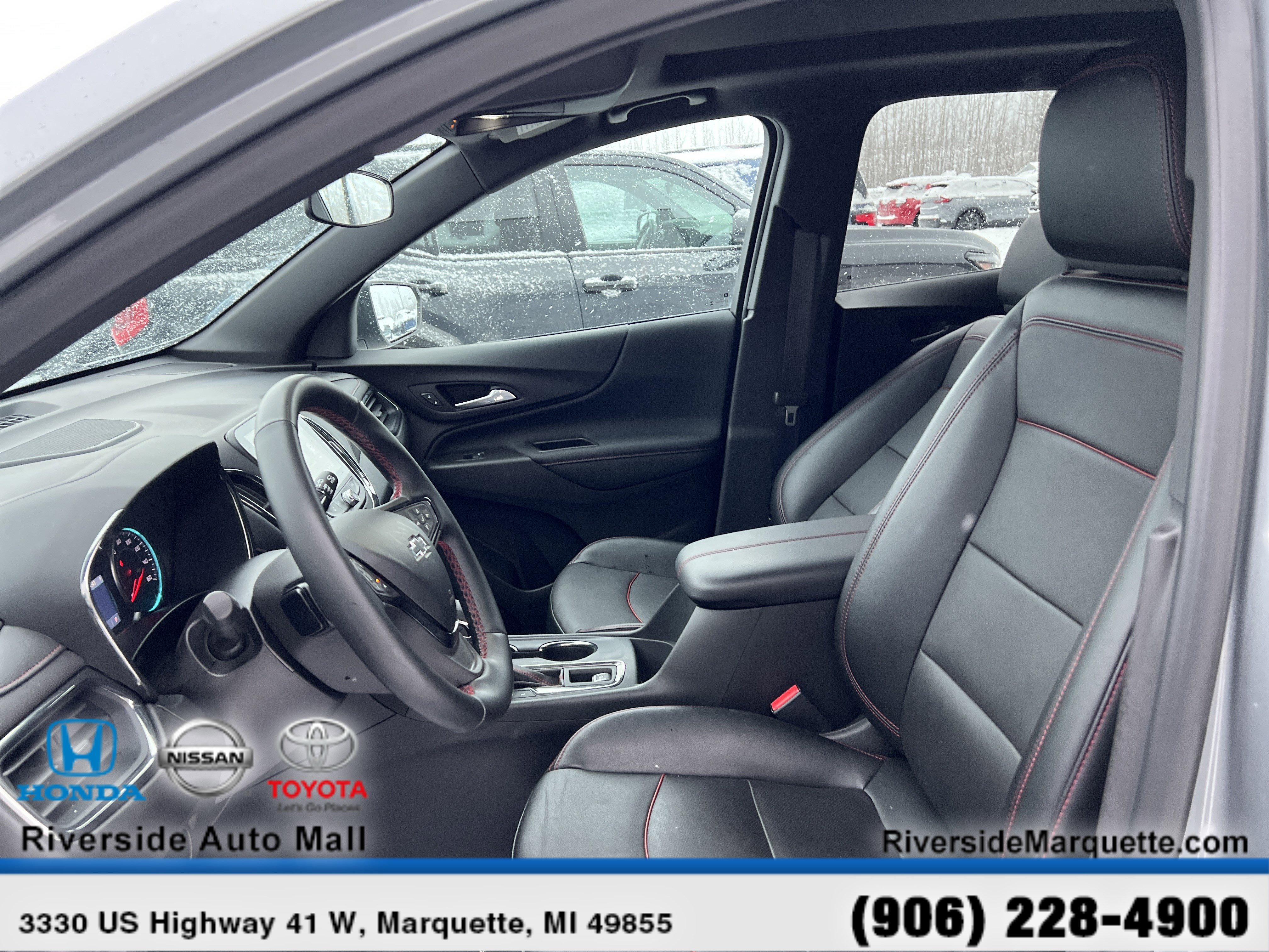 Used 2024 Chevrolet Equinox RS w/ RS Leather Package image 15