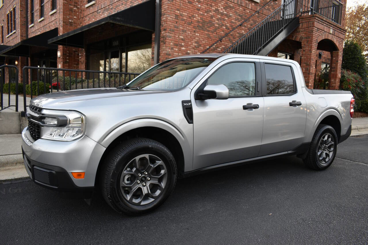 Used 2022 Ford Maverick XLT w/ Equipment Group 300A Standard image 2