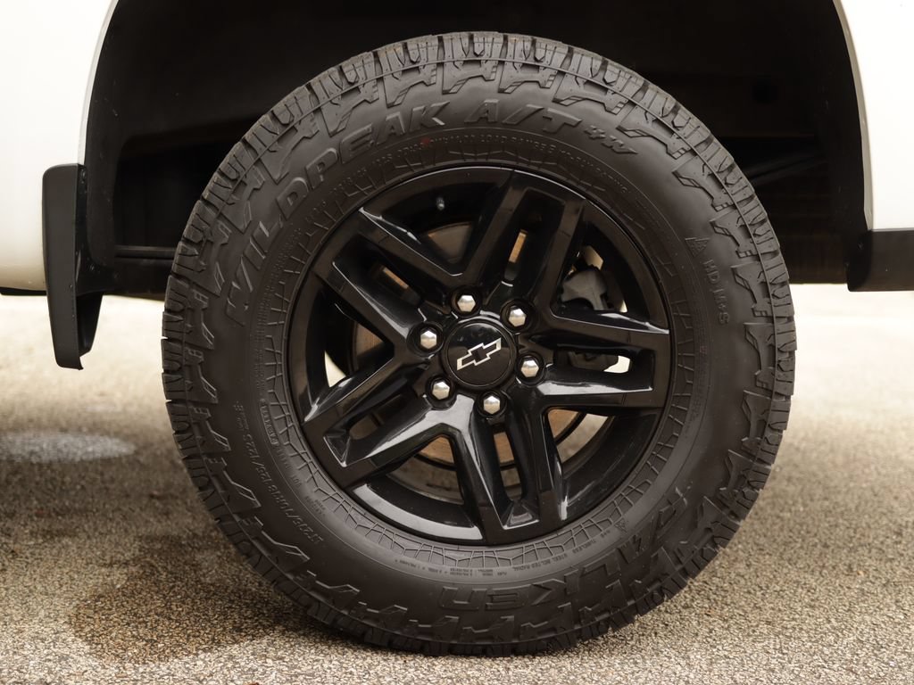 Used 2023 Chevrolet Silverado 1500 LT Trail Boss w/ Protection Package AWD/4WD image 40