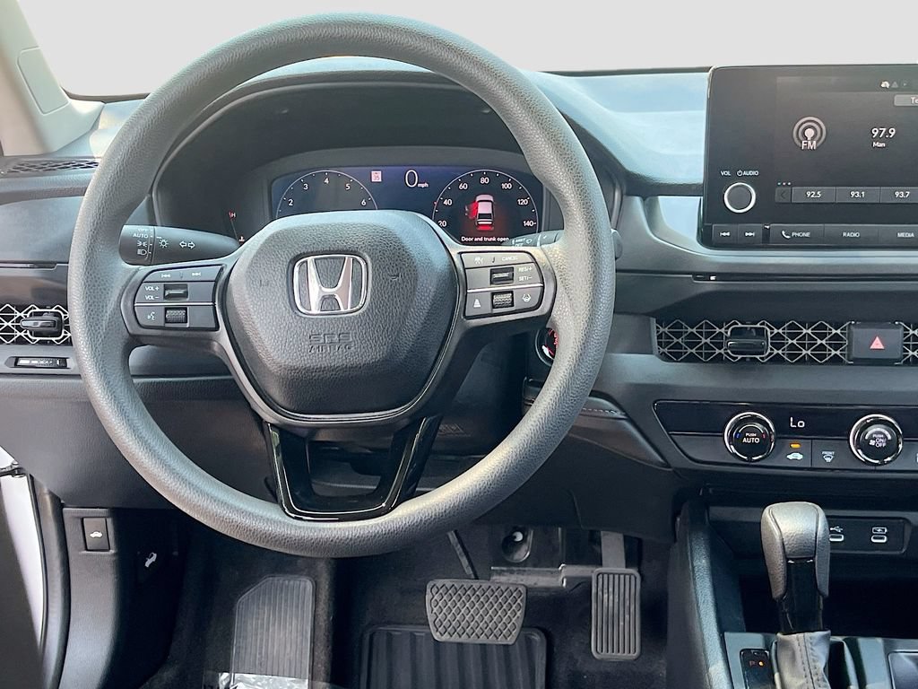 Used 2025 Honda Accord LX image 19