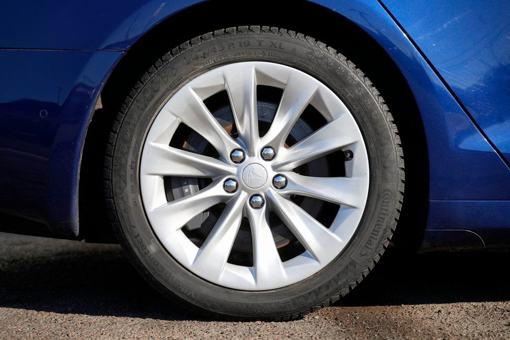 Used 2017 Tesla Model S 75D image 11