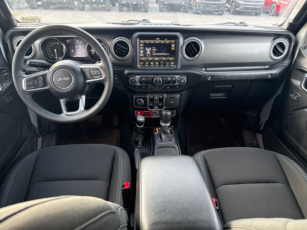 Used 2023 Jeep Wrangler Unlimited Rubicon 4xe image 12