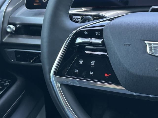 New 2026 Cadillac Vistiq Premium Luxury AWD/4WD image 14