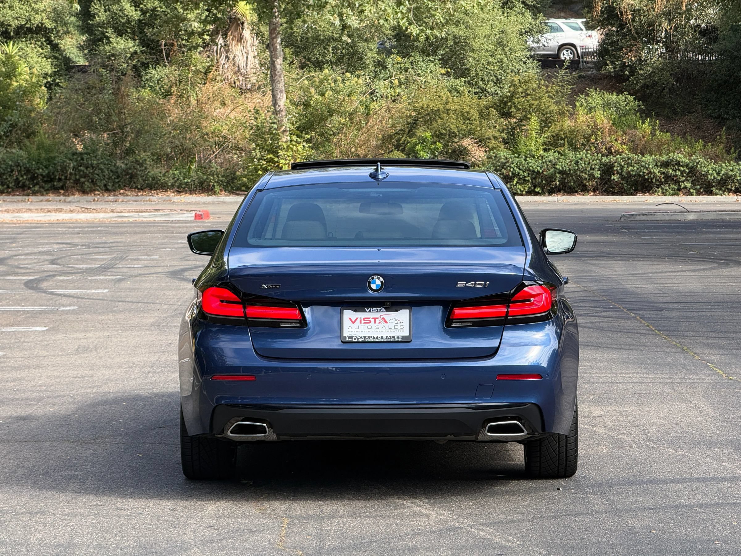 Used 2023 BMW 540i xDrive w/ Executive Package AWD/4WD image 4