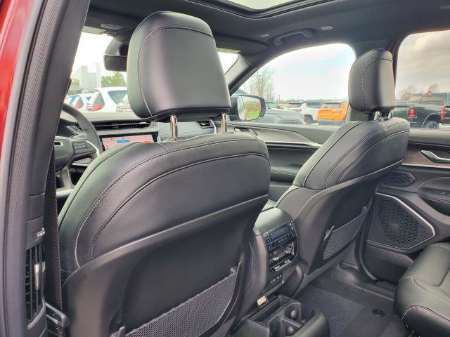 New 2026 Jeep Grand Cherokee L Limited AWD/4WD image 26