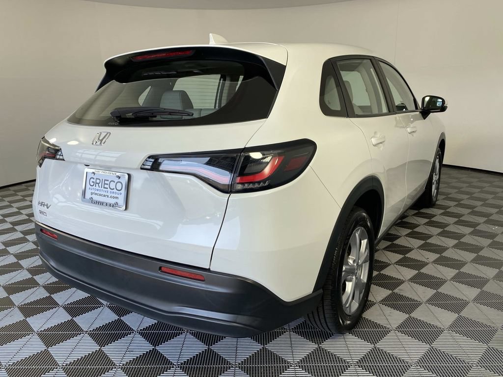 Used 2024 Honda HR-V LX image 9
