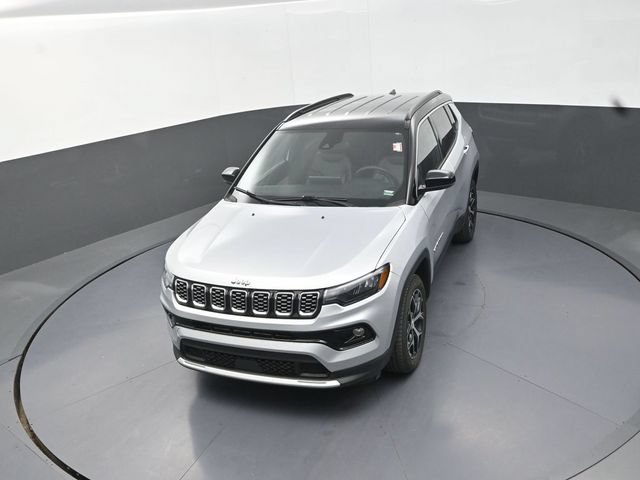 Used 2024 Jeep Compass Limited AWD/4WD image 14