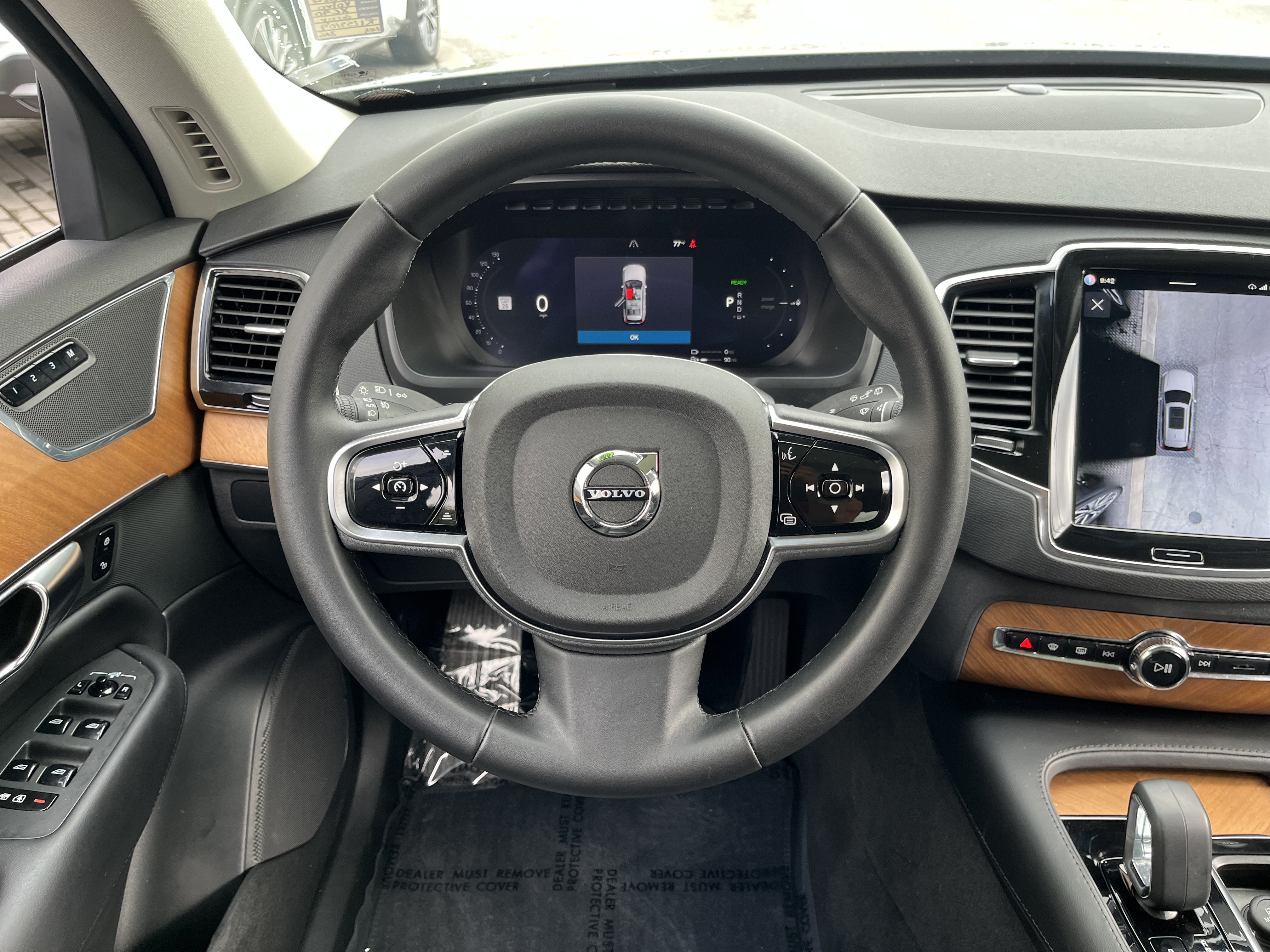 Used 2024 Volvo XC90 T8 Plus w/ Protection Package Premier AWD/4WD image 18