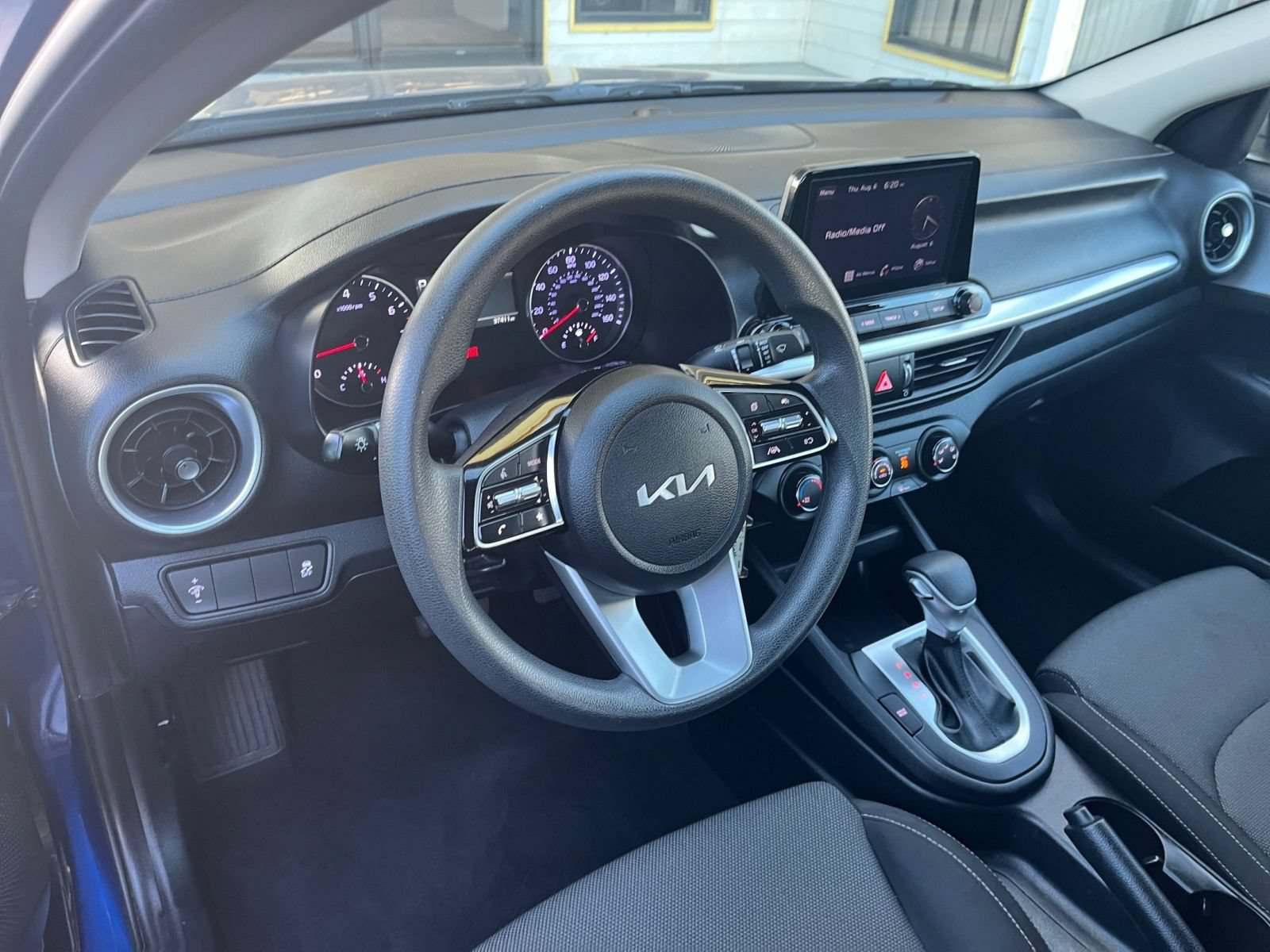 Used 2024 Kia Forte LXS FWD image 31