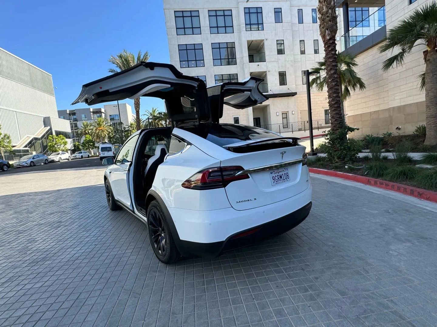 Used 2020 Tesla Model X Performance AWD/4WD image 6