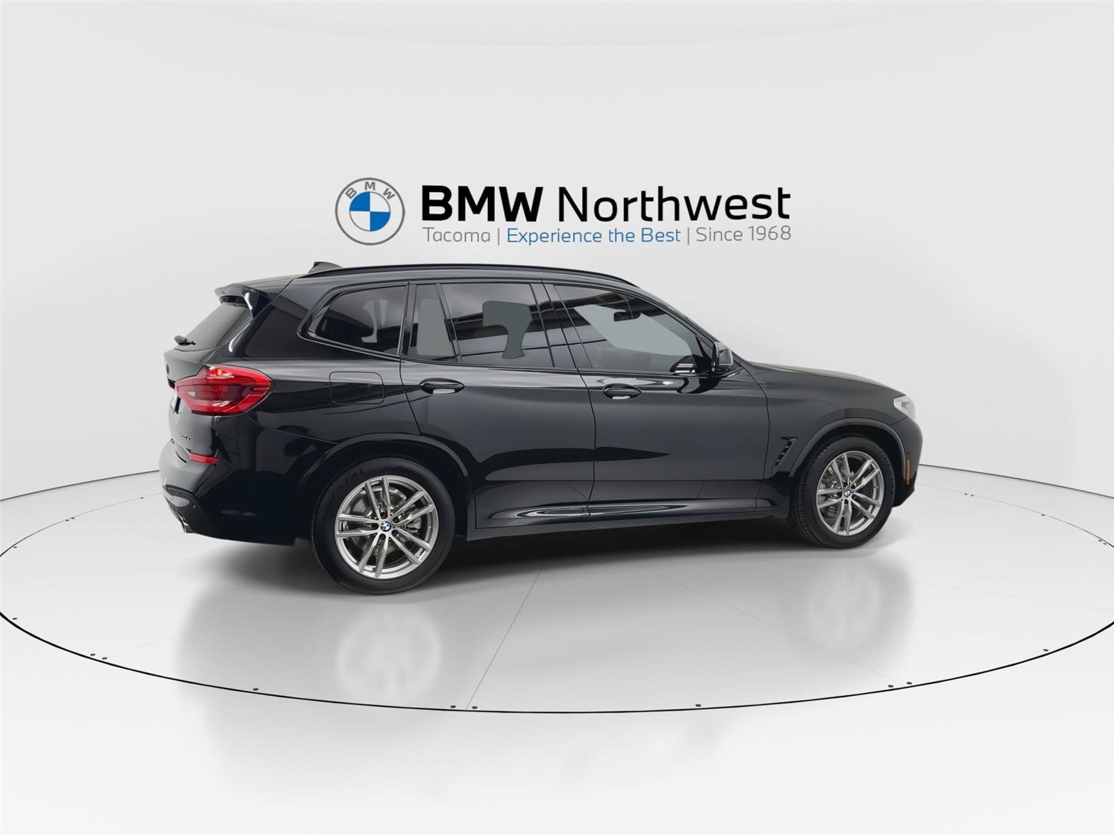 Used 2021 BMW X3 xDrive30e w/ M Sport Package AWD/4WD image 4