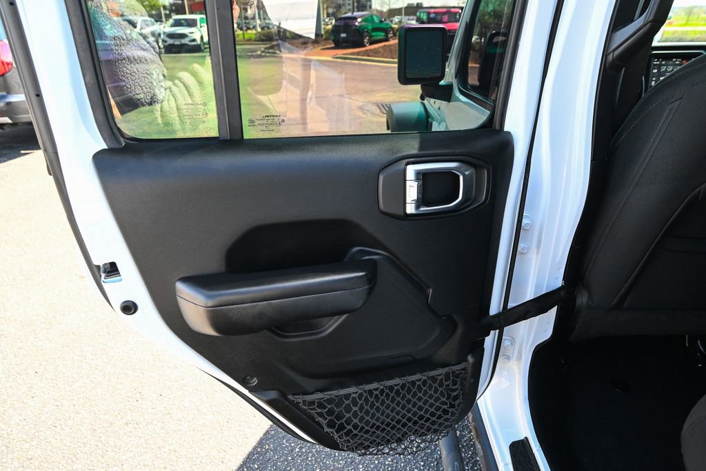 Used 2020 Jeep Gladiator Sport w/ Quick Order Package 24S image 22
