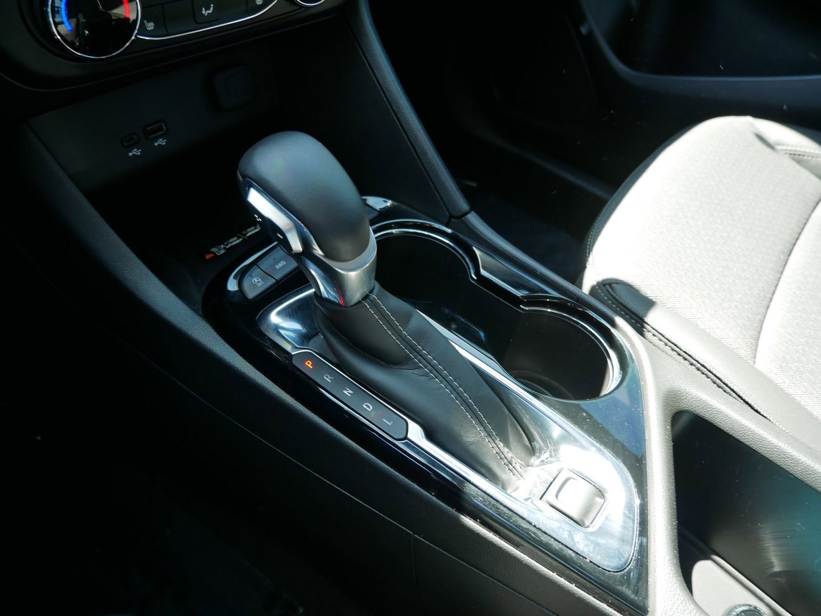 Used 2024 Buick Encore GX Preferred w/ Comfort Package image 17