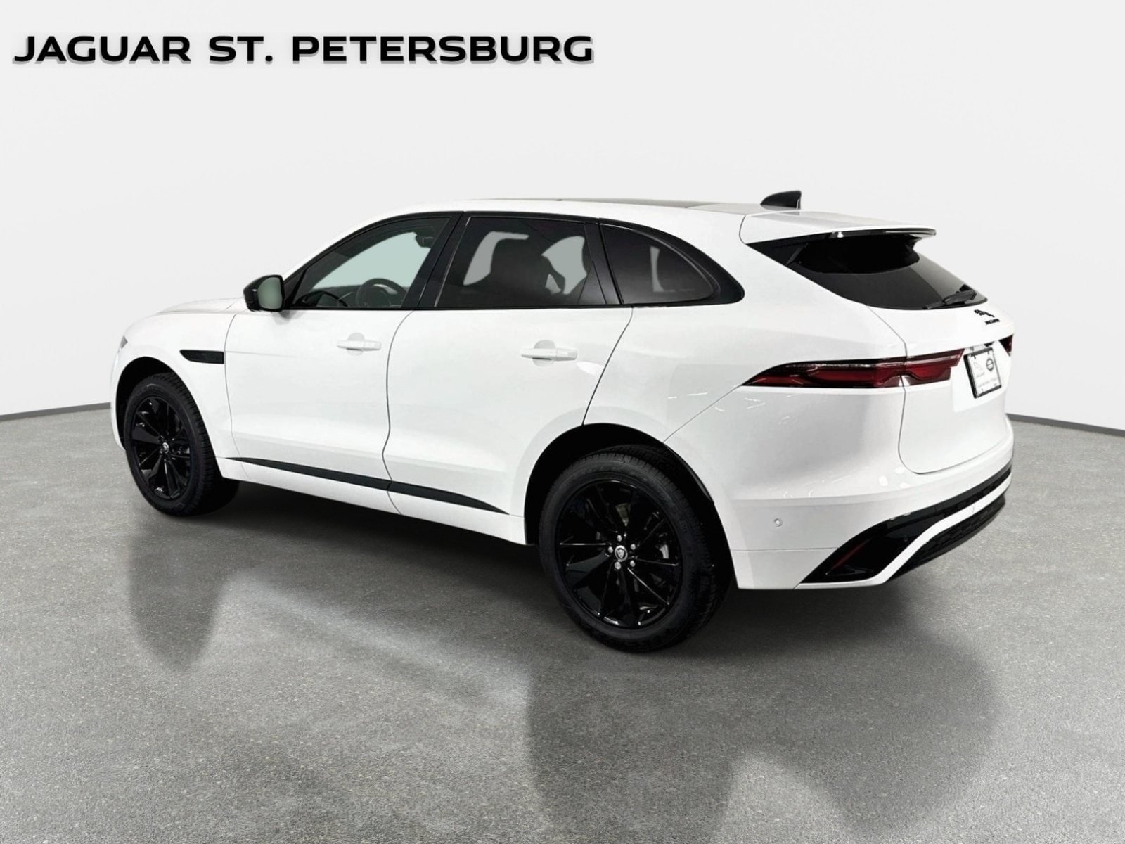Used 2025 Jaguar F-PACE R-Dynamic S AWD/4WD image 7